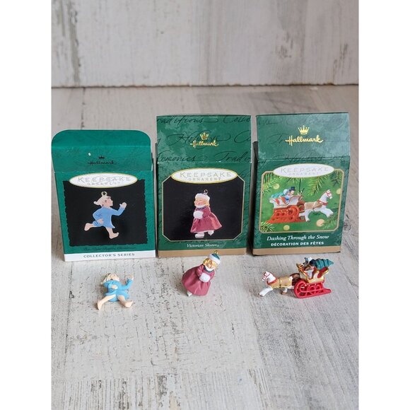Hallmark Victorian skater sleigh night before Xmas ornament set - Picture 1 of 5